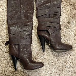 BCBG brown leather boots size 7.5